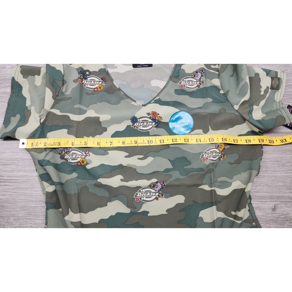 Dickies EDS Women Scrubs Top V-Neck DK853, Small S Ditsy Bloom Camo NWT - Picture 5 of 13